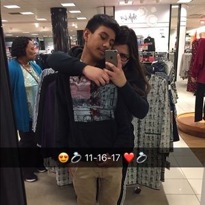 Meet your Posher, Alex